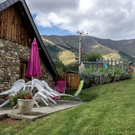 Au Village * Jurvielle
