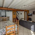Au Village Σπίτι διακοπών *