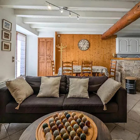 Au Village Jurvielle