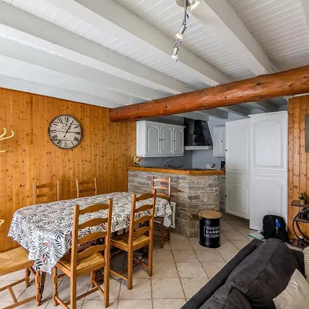 بيت للعطل Au Village Jurvielle