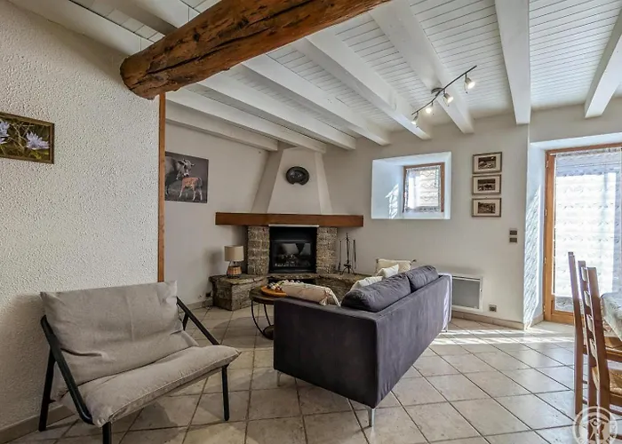 بيت للعطل Au Village