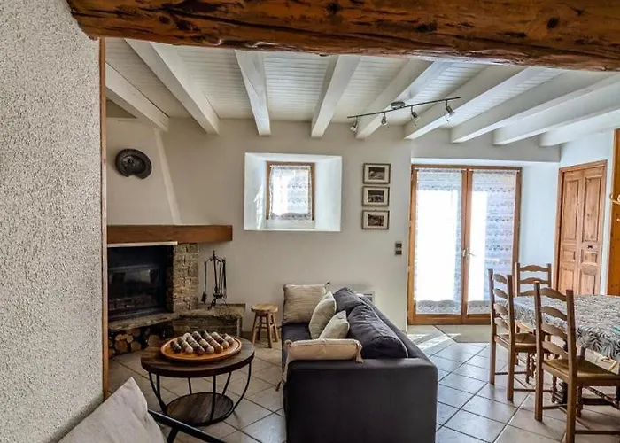 Σπίτι διακοπών Au Village Jurvielle